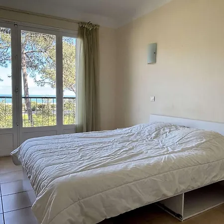 2 Pièces 4 Couchages Sur Ar110-005